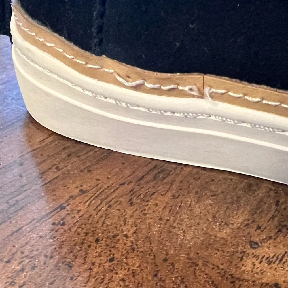 Toms Black and Tan Women Ankle Boots - Picture 7 of 7